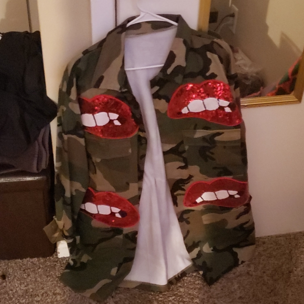 Jacket - Picture 2 of 5